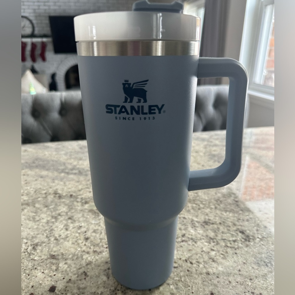 Light blue Stanley cup